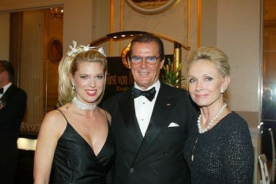 Princess Maja with UNICEF-Ambassador Roger Moore and his wife. (2005)