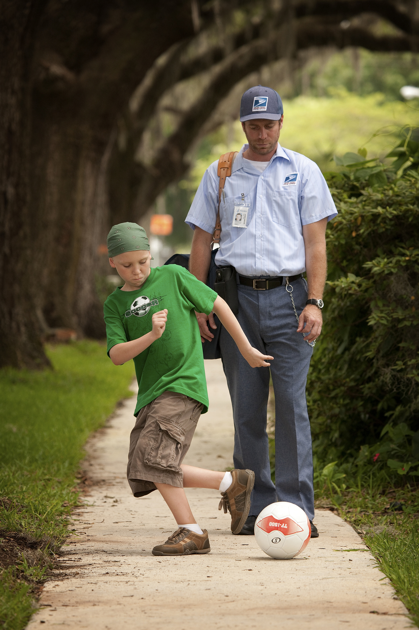 Still of Jeffrey Johnson and Tanner Maguire in Letters to God (2010)