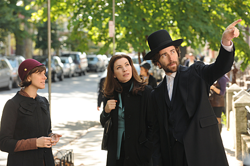 Still of Julianna Margulies, Daniel London and Natalie Gold in The Good Wife (2009)