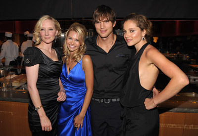 Anne Heche, Ashton Kutcher, Margarita Levieva and Sonia Rockwell at event of Mergisius (2009)