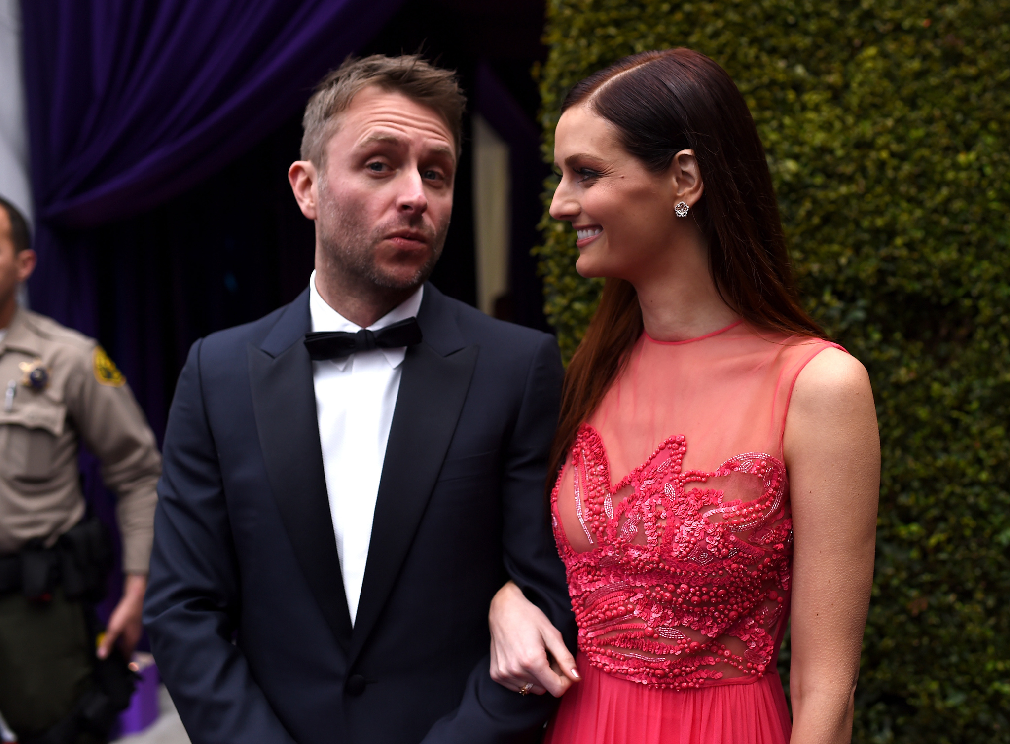 Chris Hardwick and Lydia Hearst at event of The Oscars (2015)