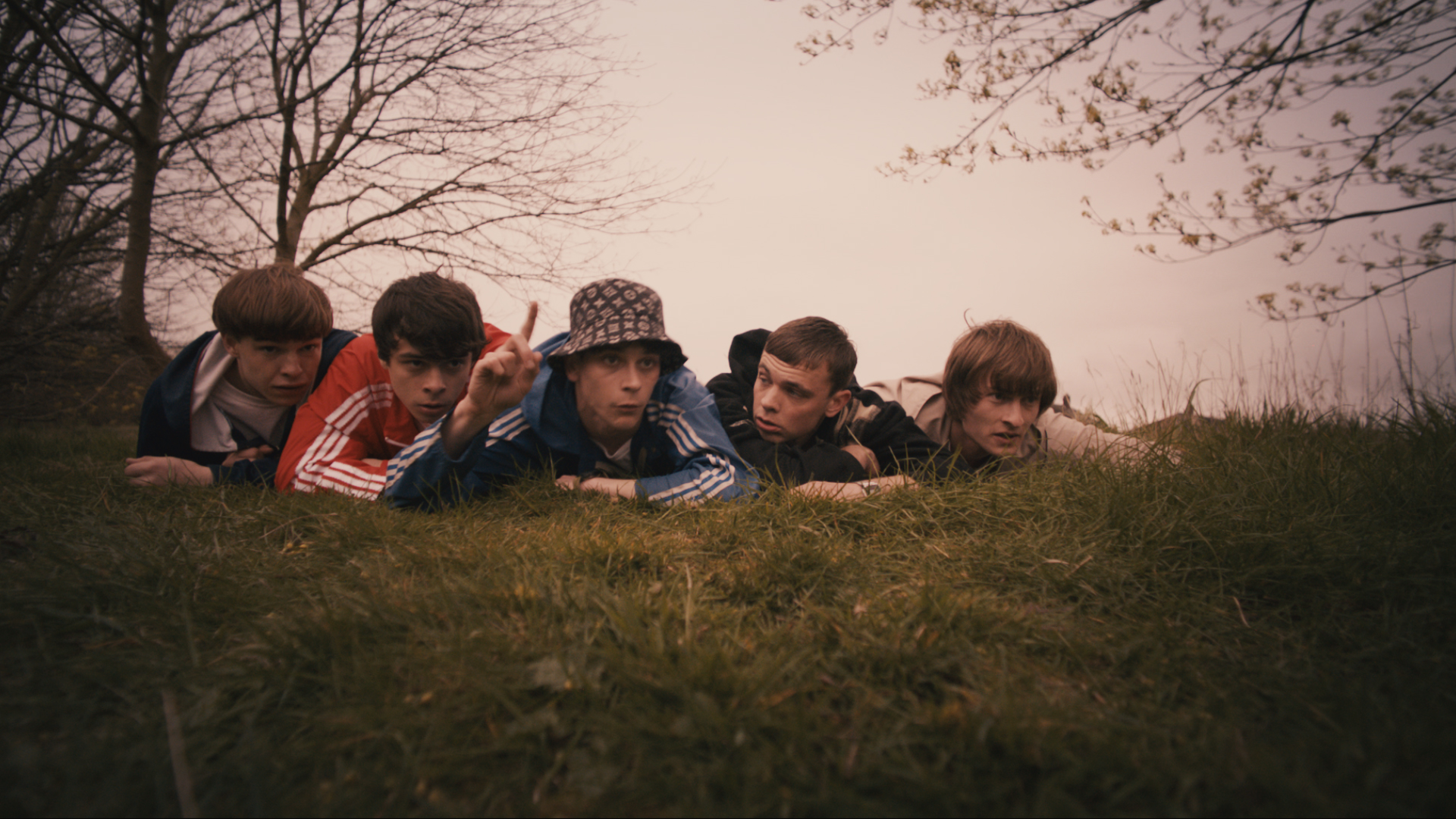 Still of Jordan Murphy, Elliott Tittensor, Oliver Heald, Nico Mirallegro, Adam Long and Emilia Clarke in Spike Island (2012)