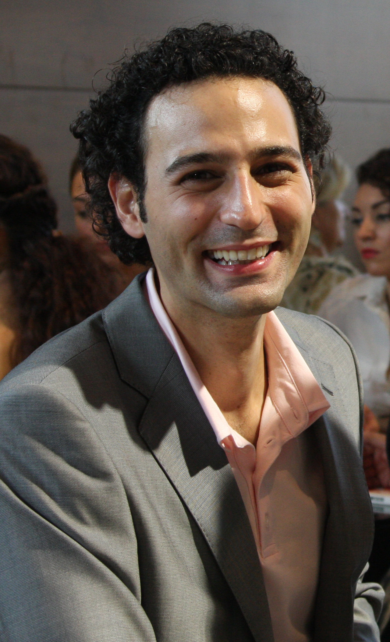 Mert Yavuzcan in Romantik Komedi (2010)