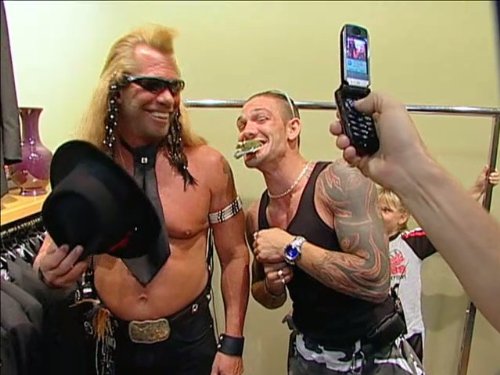 Still of Leland Chapman and Duane 'Dog' Chapman in Dog the Bounty Hunter (2003)