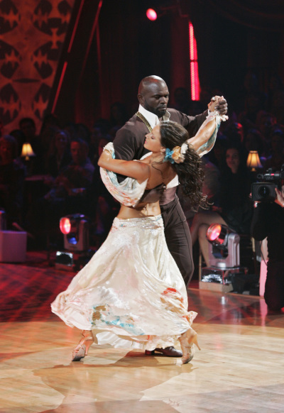 Still of Lawrence Taylor and Edyta Sliwinska in Dancing with the Stars (2005)