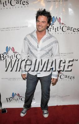 Actor Chris Winters attends Golden Globe Awards Post Celebration And Party To Benefit Britticares International Foundation