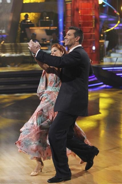 Still of Kurt Warner and Anna Trebunskaya in Dancing with the Stars (2005)