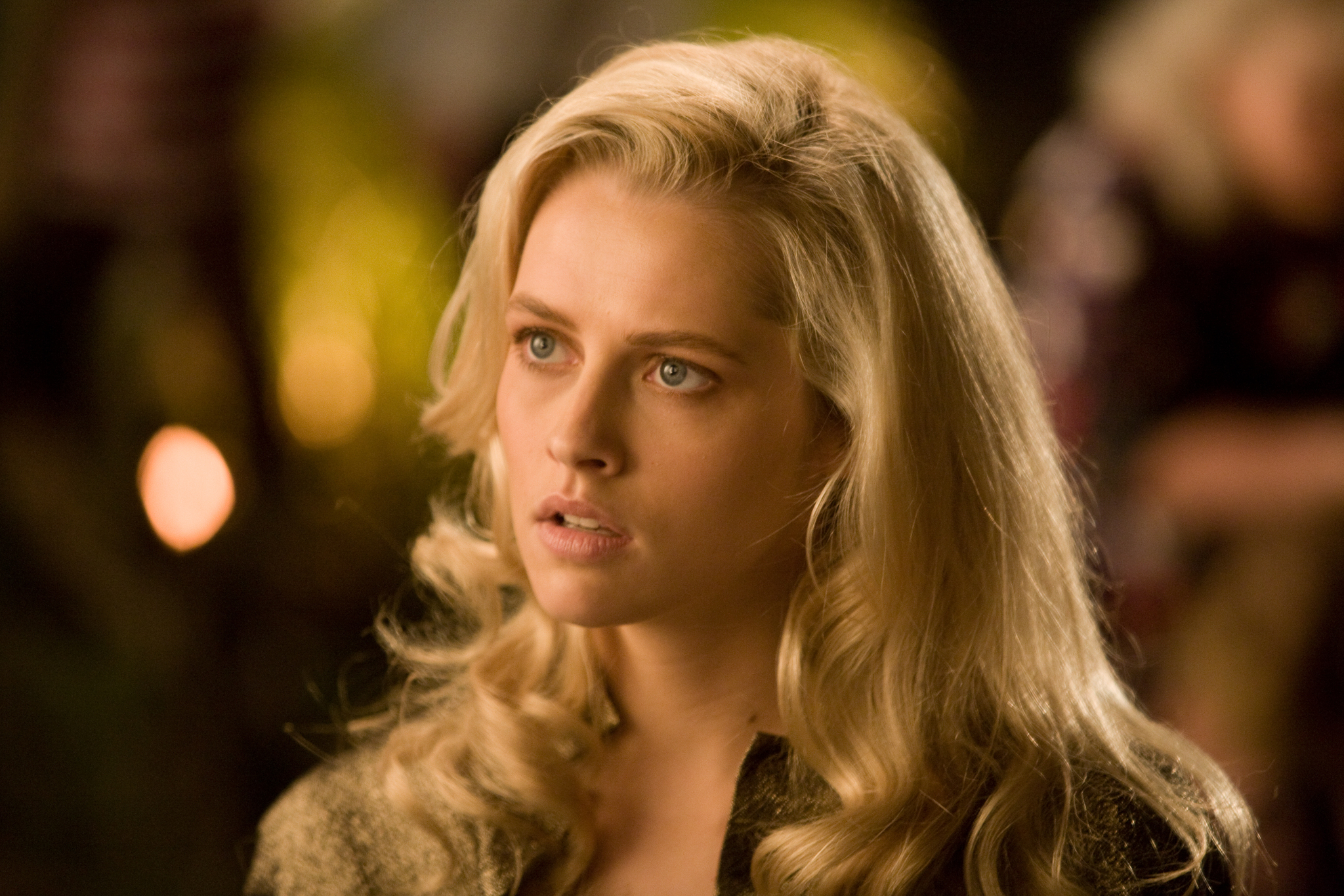 Still of Teresa Palmer in Take Me Home Tonight (2011)