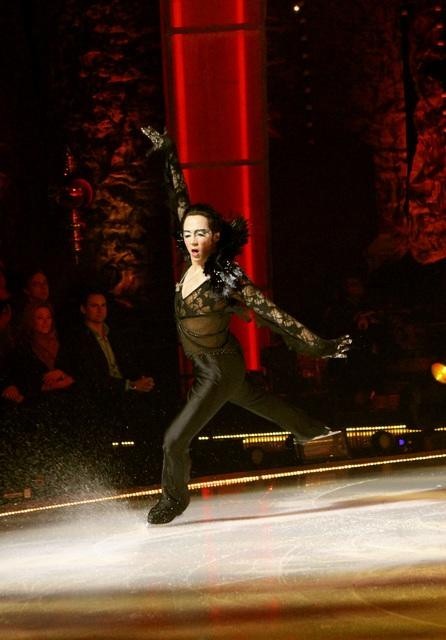 Still of Rebecca Budig, Alicia Keys, Denis Petukhov, Johnny Weir, Fred Palascak, Keauna McLaughlin and Jennifer Wester in Skating with the Stars (2010)