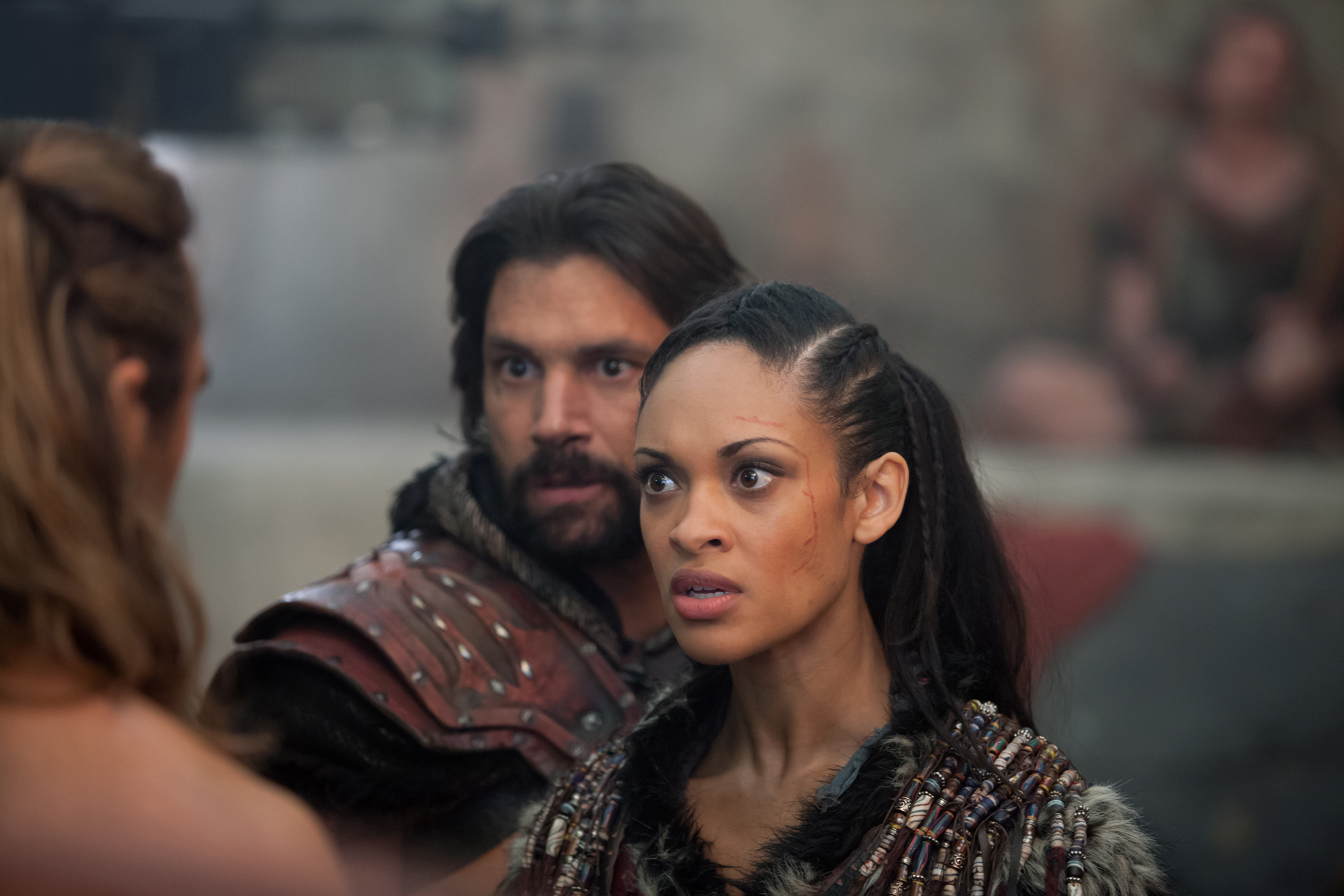 Still of Manu Bennett, Cynthia Addai-Robinson and Dustin Clare in Spartacus: Blood and Sand (2010)