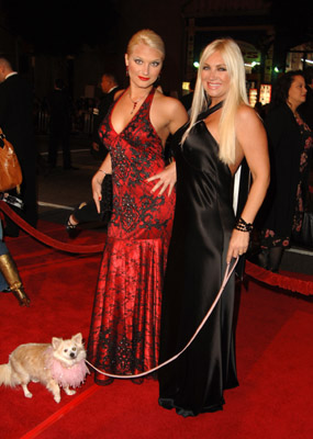 Brooke Hogan and Linda Hogan at event of Get Rich or Die Tryin' (2005)