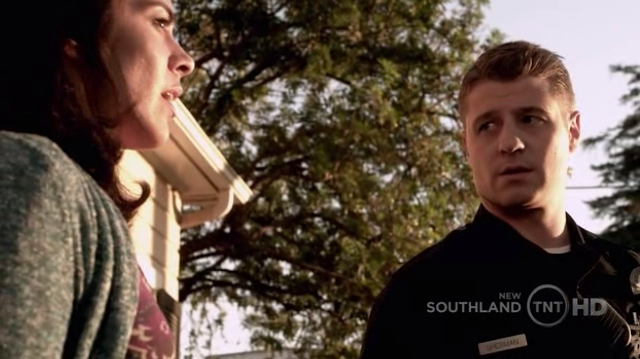 Still of Carla Vila and Ben McKenzie in Southland