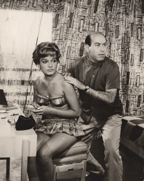 Pari Leventi and Thanasis Vengos in the Film O Vassilias tis Gafas, 1962