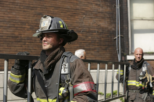 Still of Randy Flagler and Taylor Kinney in Chicago Fire (2012)
