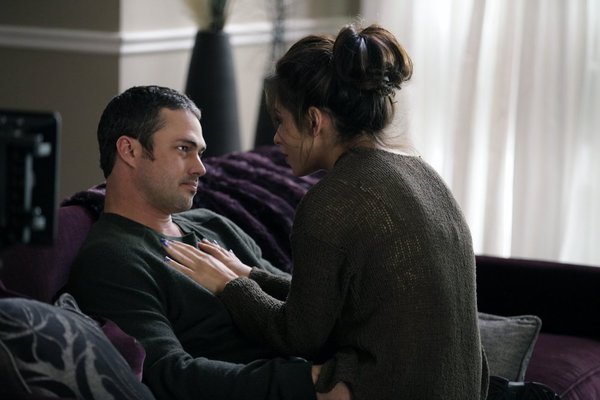 Still of Sarah Shahi and Taylor Kinney in Chicago Fire (2012)