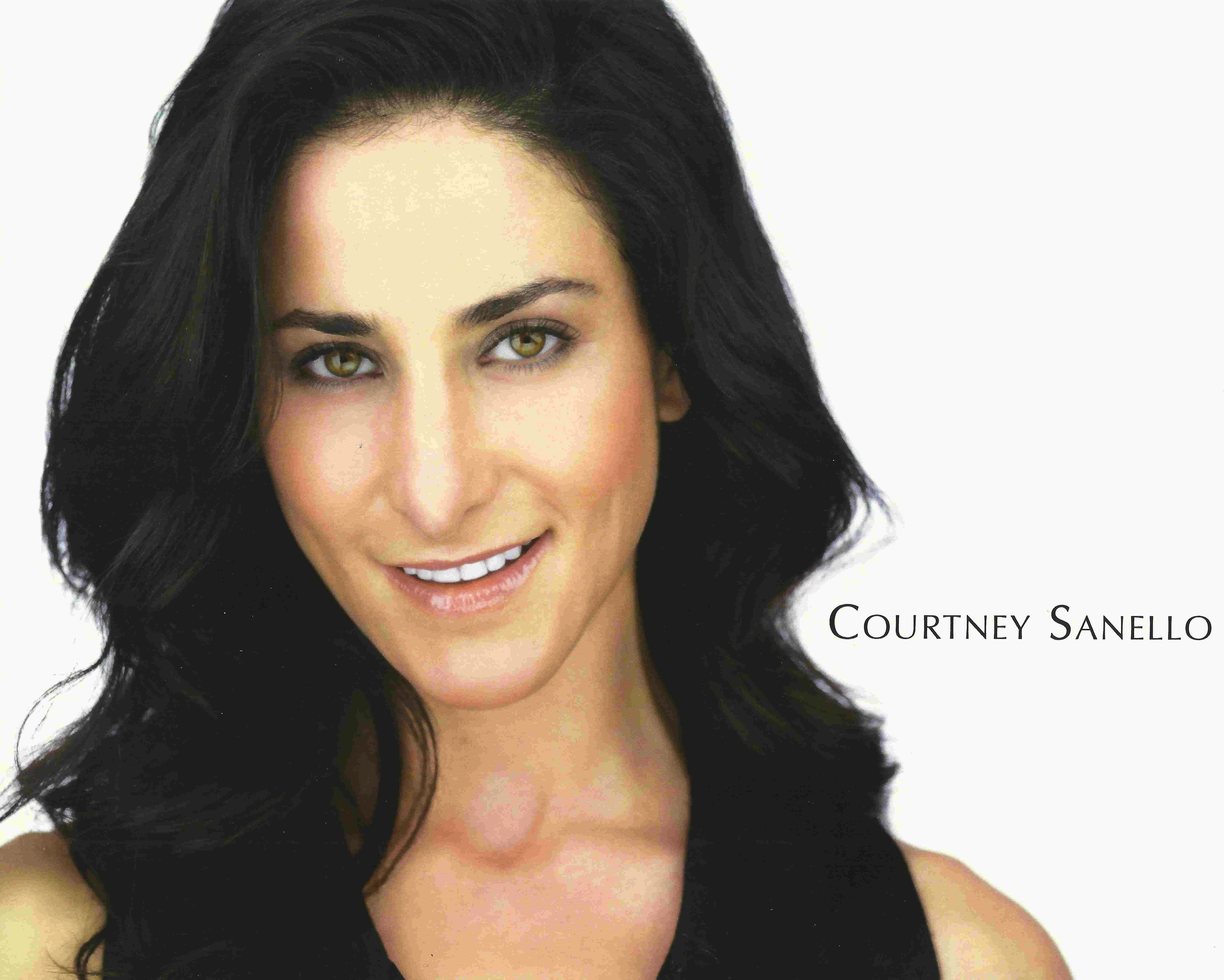 courtney sanello headshot