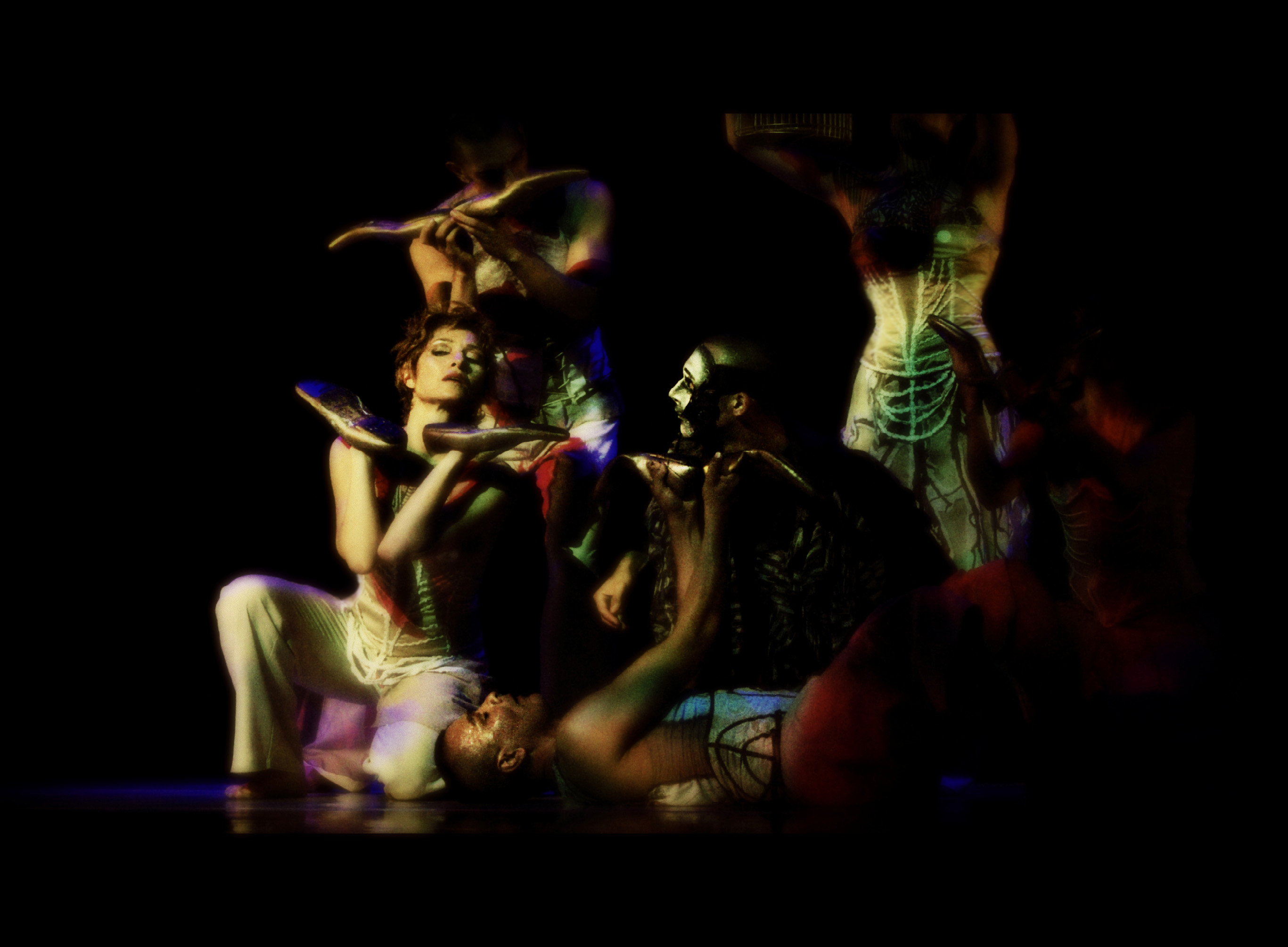 a scene from When Costumes are Hung (Cuando los Disfraces se Cuelgan - original title), Delfos Dance Company, costume design: Eloise Kazan, Mazatlan 2009