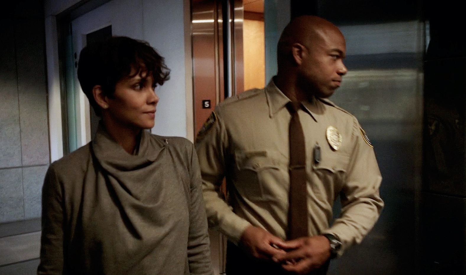 Rob Murat and Halle Berry in Extant(CBS)