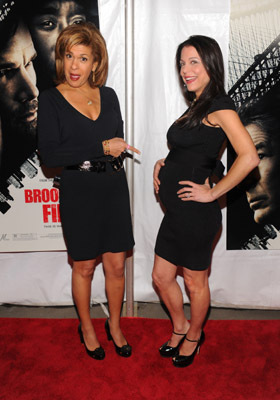 Bethenny Frankel and Hoda Kotb at event of Brooklyn's Finest (2009)