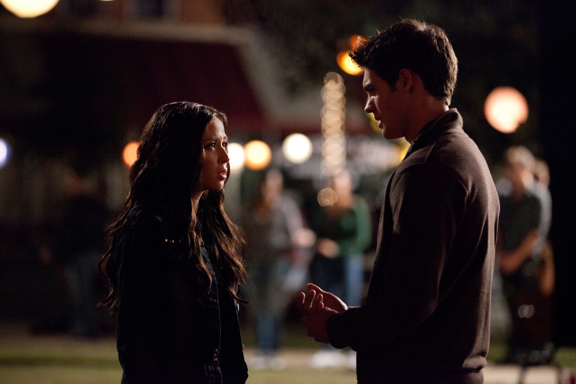 Still of Malese Jow and Steven R. McQueen in Vampyro dienorasciai (2009)