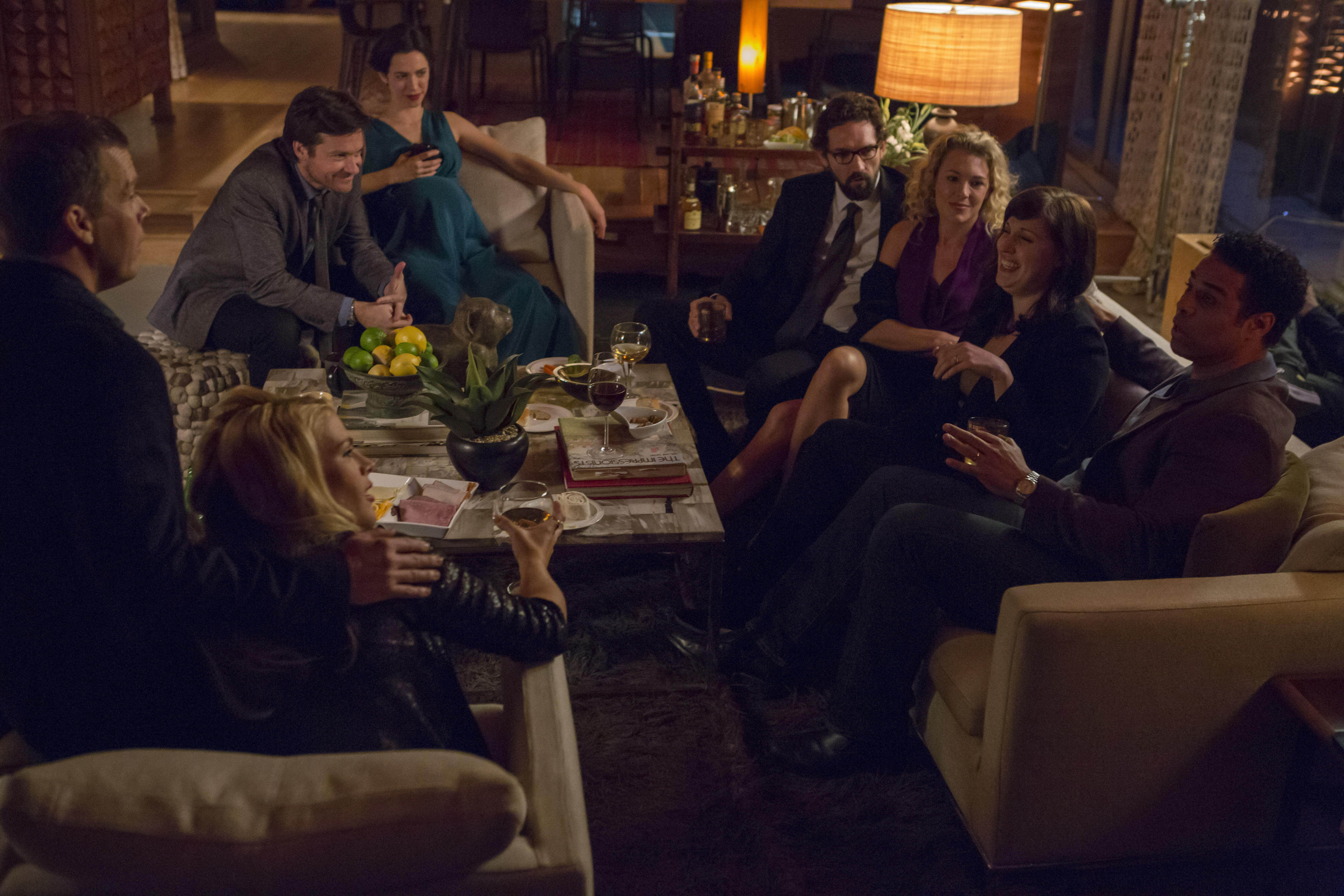 Still of Jason Bateman, Nash Edgerton, Busy Philipps, Tim Griffin, Rebecca Hall, Adam Lazarre-White, Mirrah Foulkes and Allison Tolman in Dovana (2015)