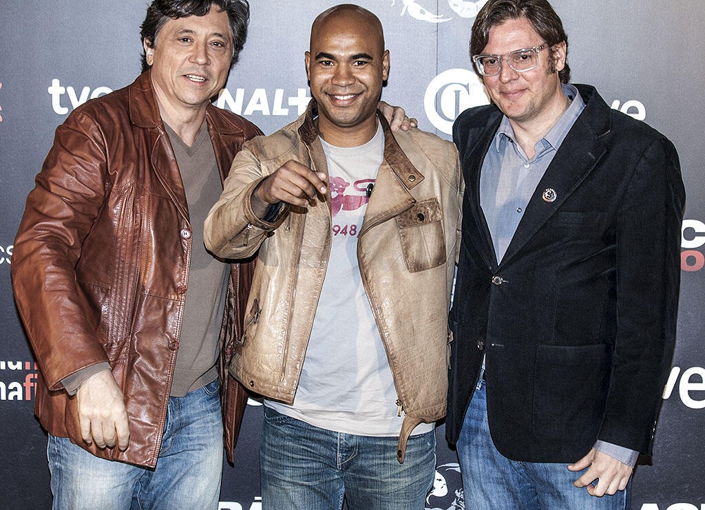 Carlos Bardem, Álvaro Longoria and Santiago Zannou in Alacrán enamorado (2013)