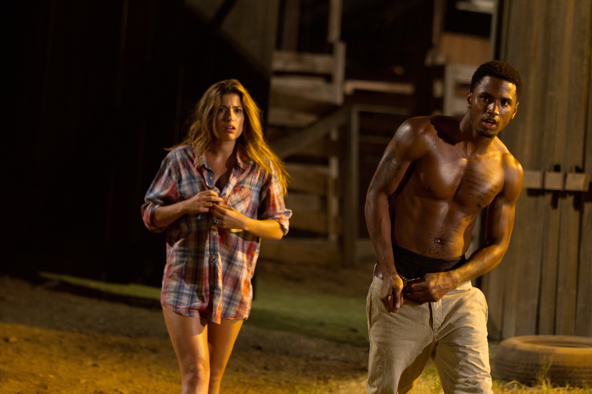 Still of Tania Raymonde and Trey Songz in Texas Chainsaw 3D (2013)