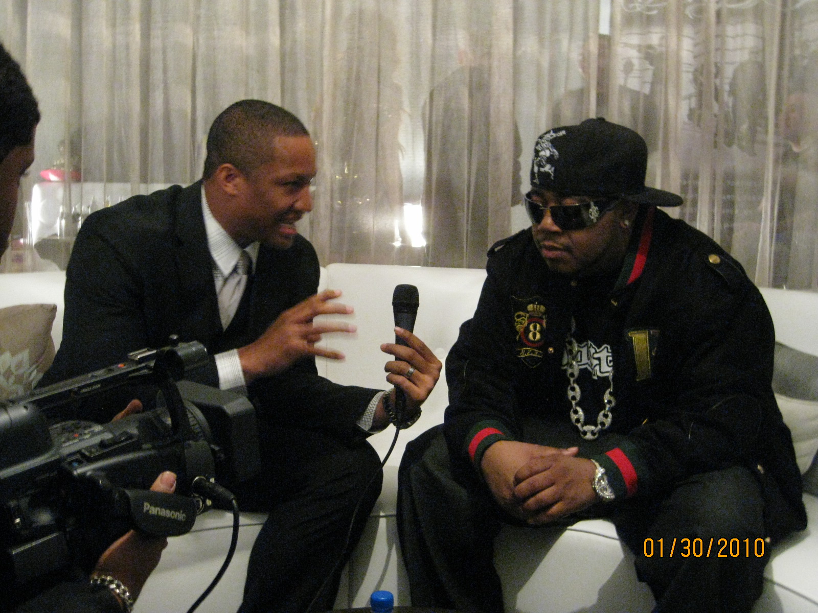 Phillip Marshall Tyler interviewing music artist Twista during the Grammy Awards