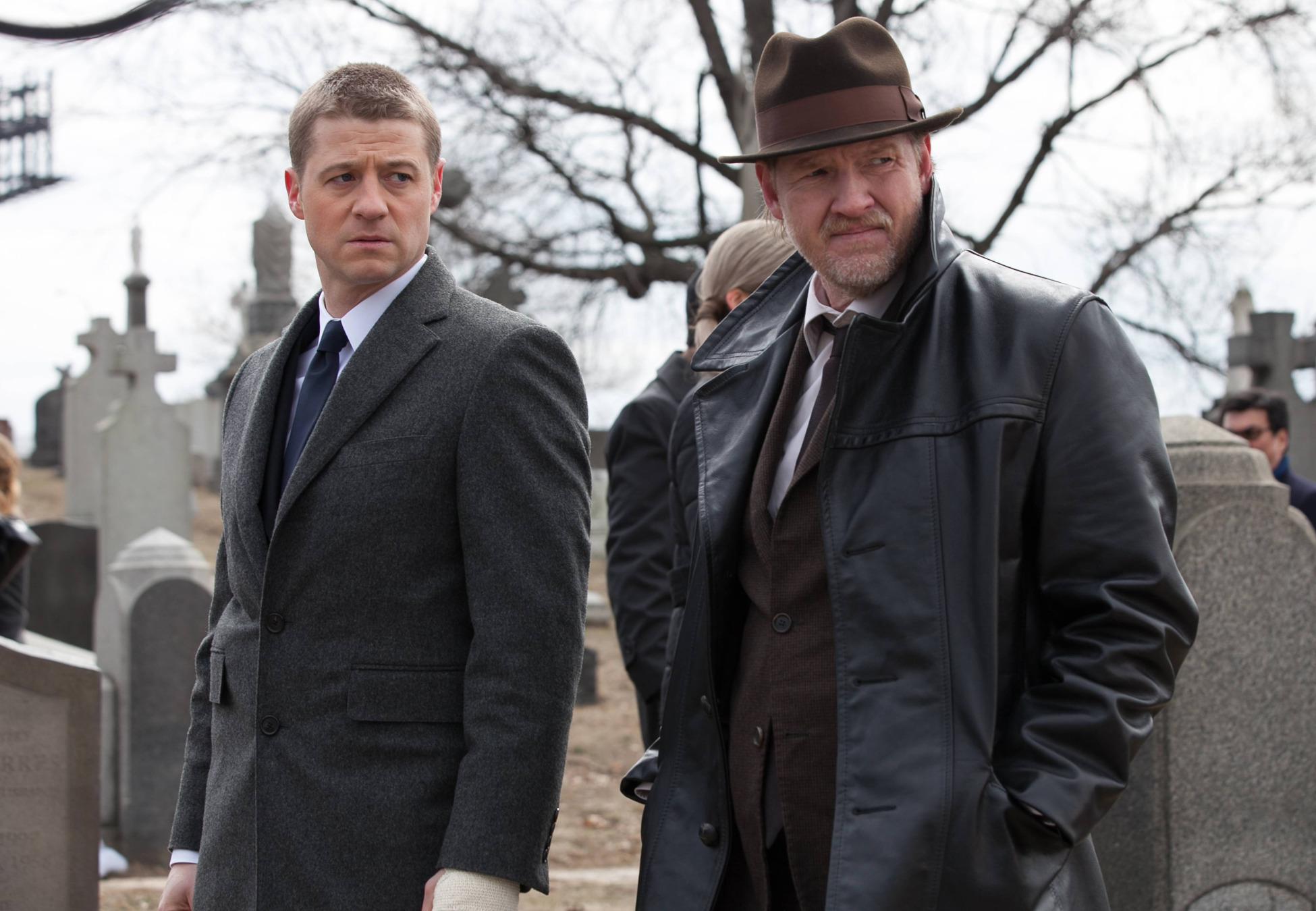 Still of Donal Logue and Ben McKenzie in Gotham (2014)