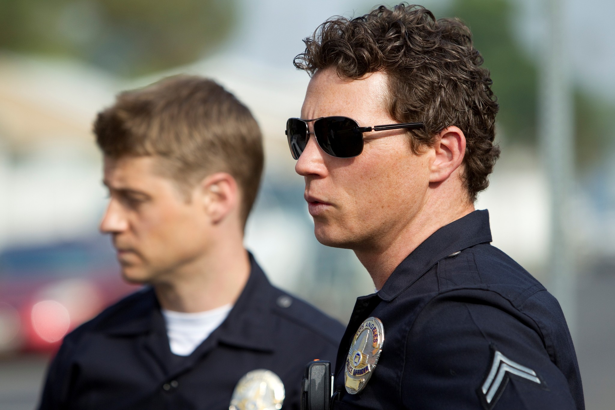 Still of Shawn Hatosy and Ben McKenzie in Southland (2009)