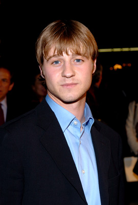 Ben McKenzie at event of Finding Neverland (2004)