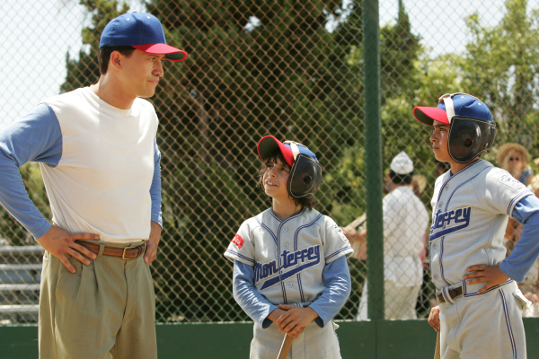 Still of Clifton Collins Jr., Jansen Panettiere and Moises Arias in The Perfect Game (2009)