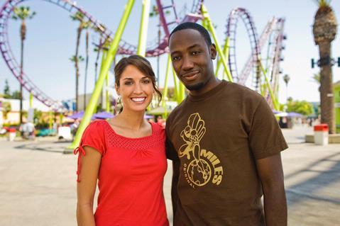 Still of Lamorne Morris and Sarah Karges in Brain Rush (2009)