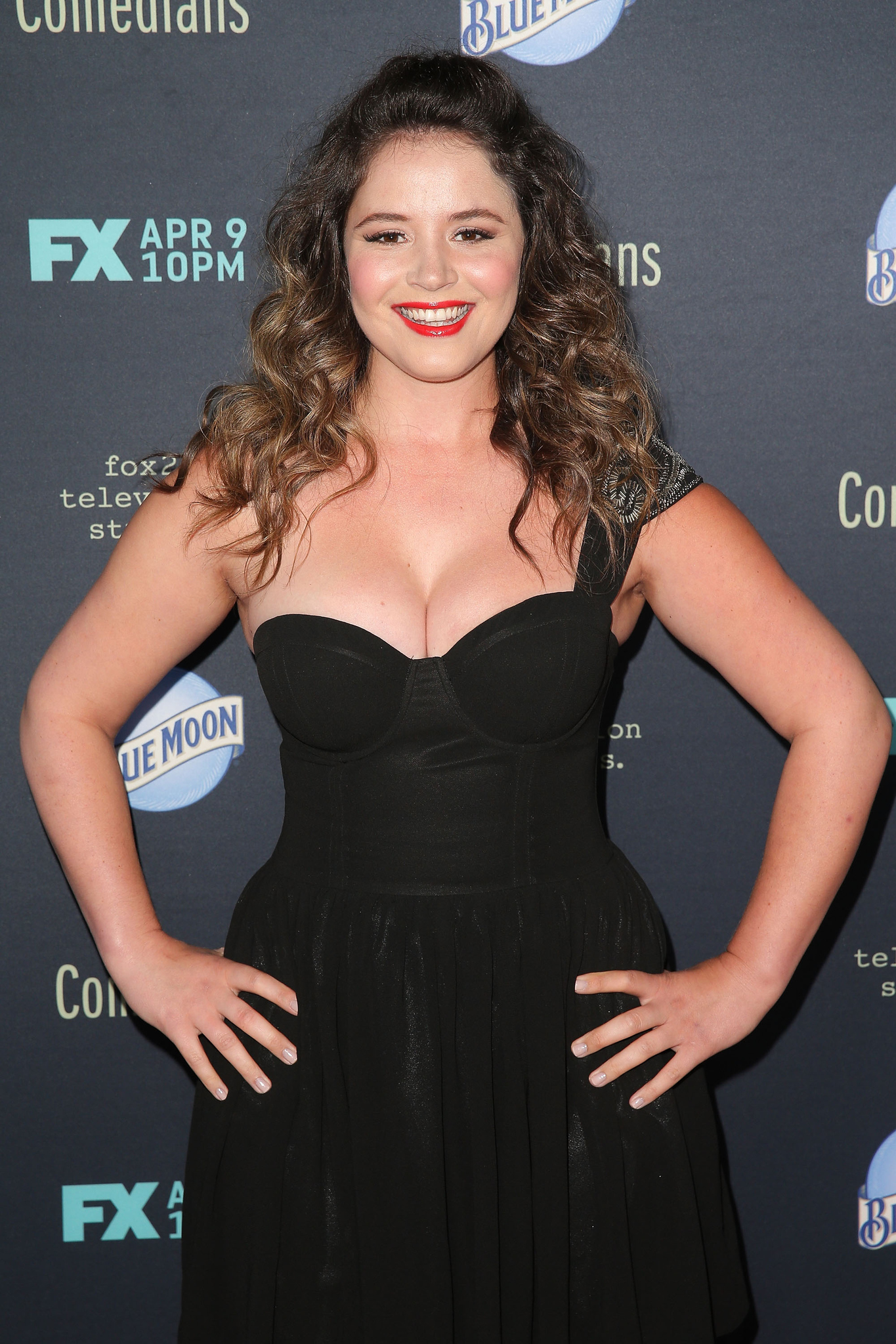 Kether Donohue at event of The Comedians (2015)