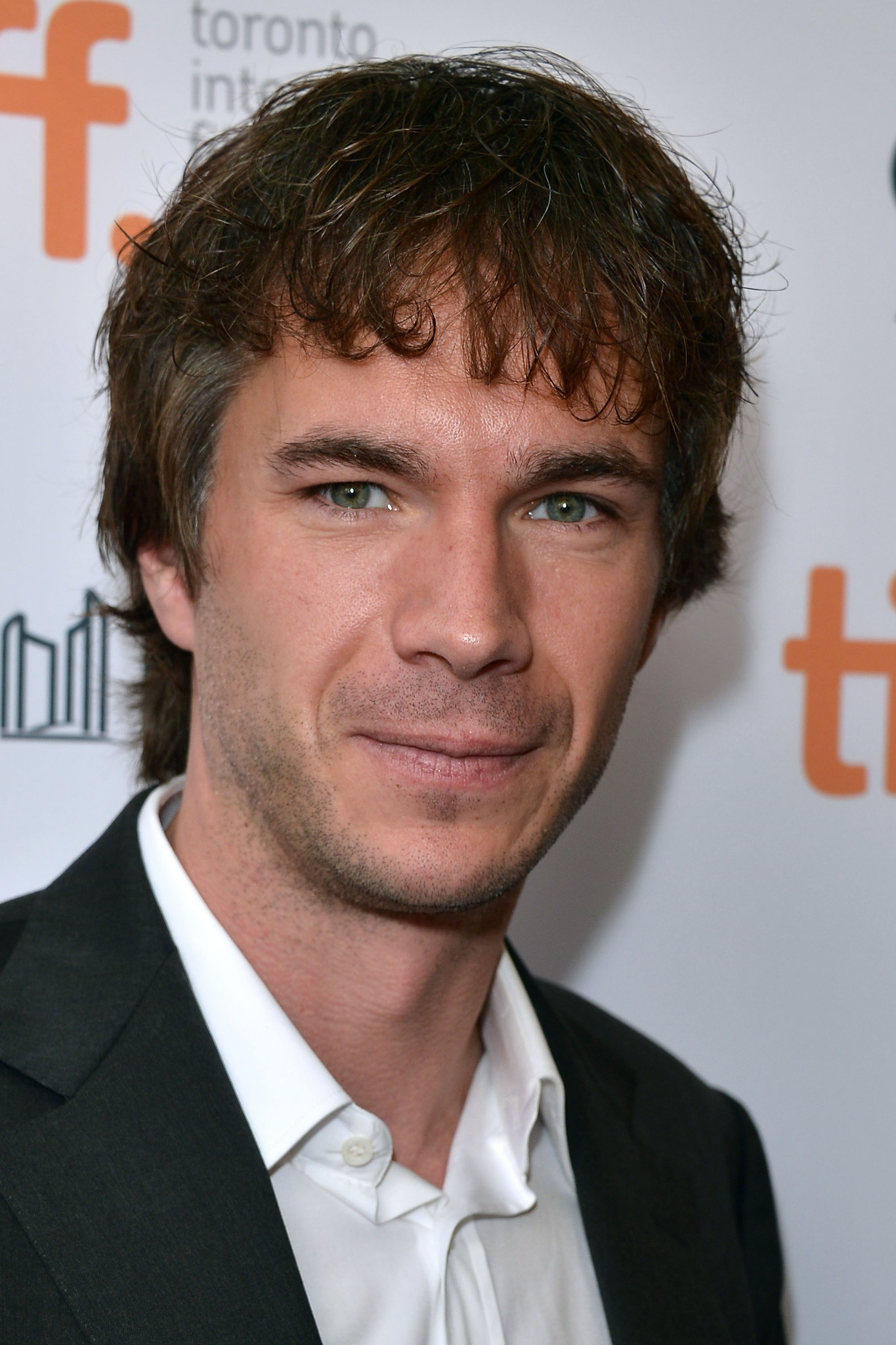 James D'Arcy at event of Debesu zemelapis (2012)