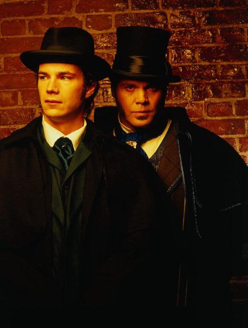 Vincent D'Onofrio and James D'Arcy in Sherlock (2002)