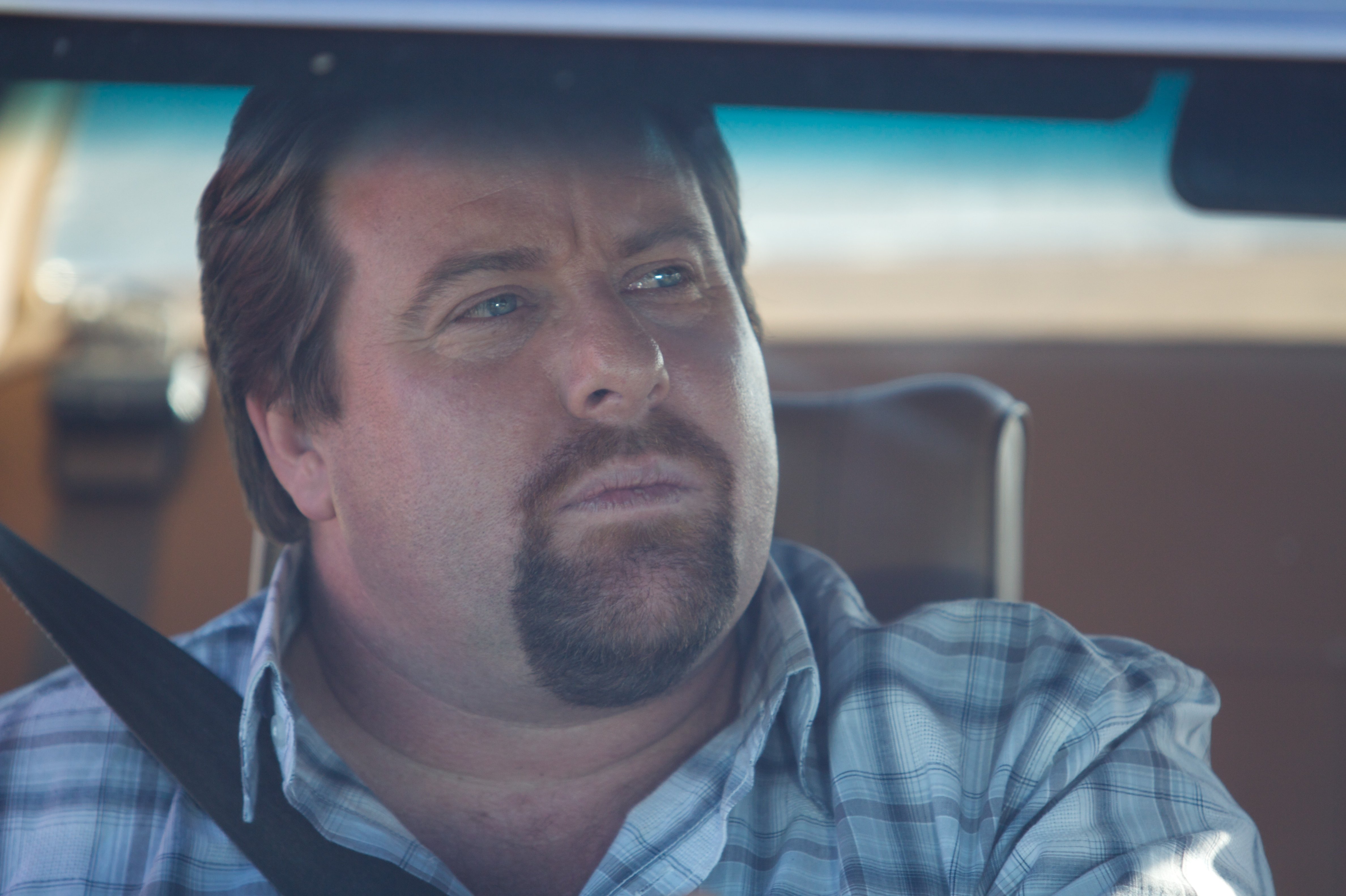 Shane Jacobson in Charlie & Boots (2009)