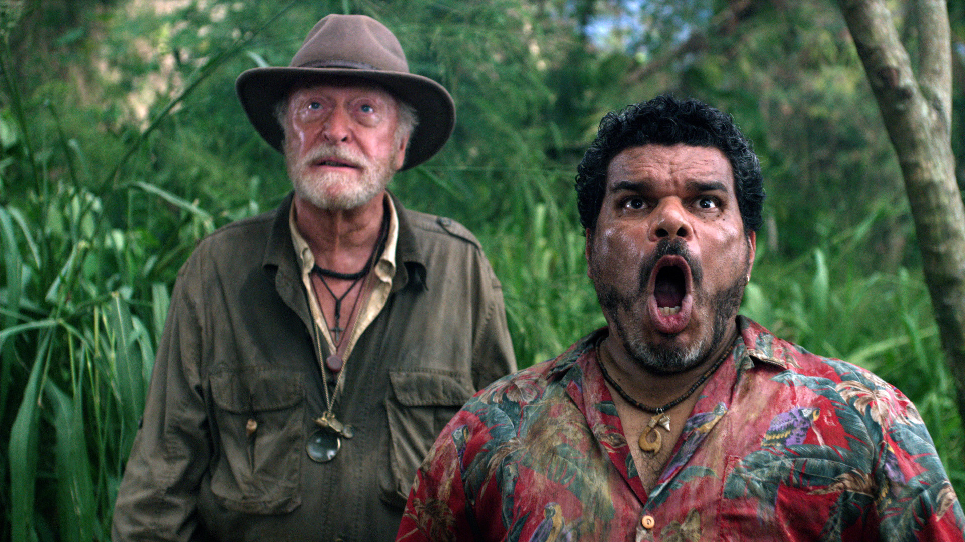 Still of Michael Caine and Luis Guzmán in Kelione i paslaptingaja sala (2012)