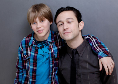 Joseph Gordon-Levitt and Devin Brochu