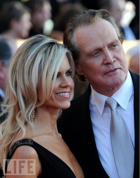 Faith Majors and husband Lee Majors at the SAG Awards January 23, 2010