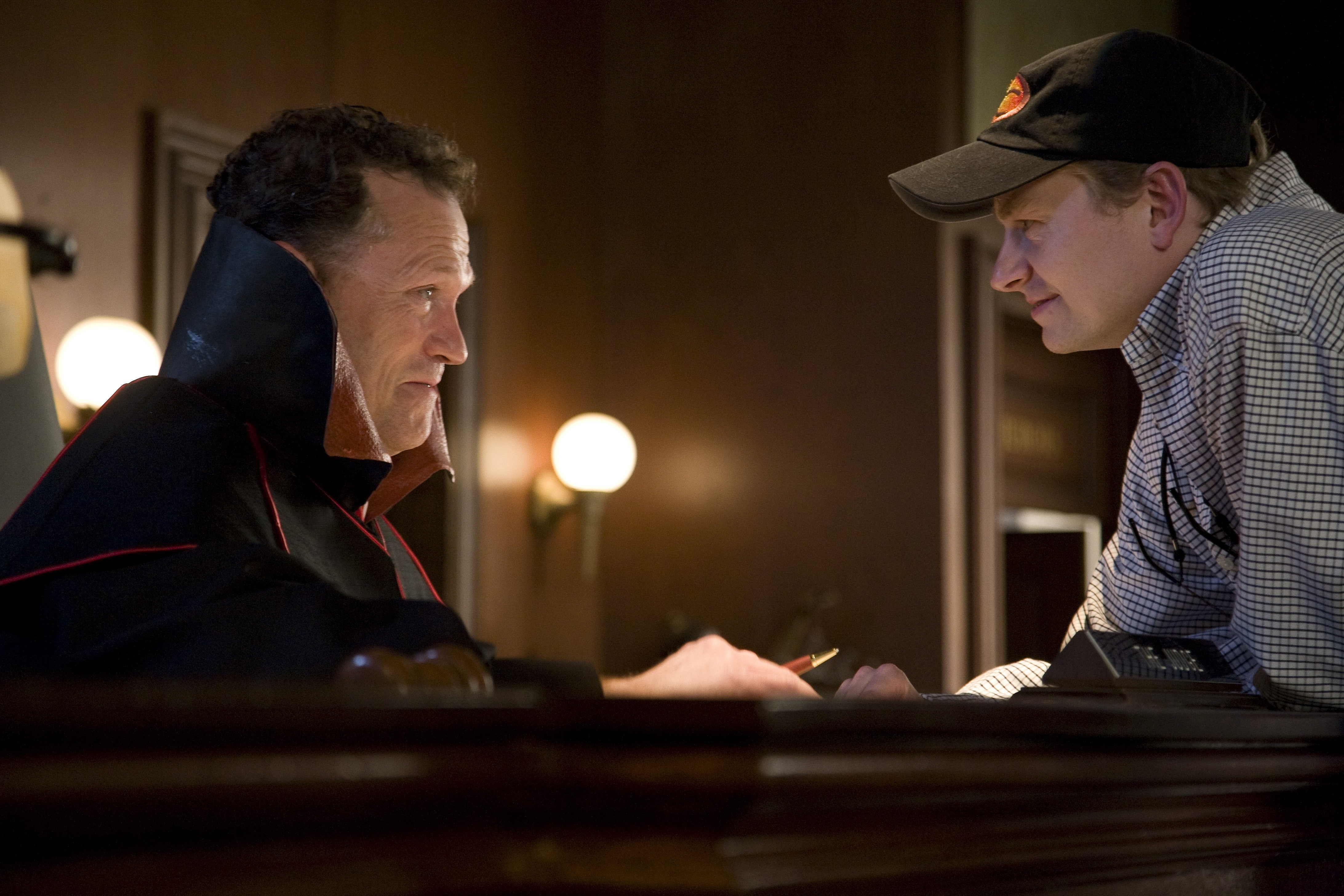Michael Rooker and Ray Griggs in Super Capers: The Origins of Ed and the Missing Bullion (2009)