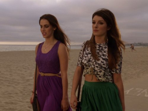 Still of Shenae Grimes-Beech and Jessica Lowndes in 90210 (2008)