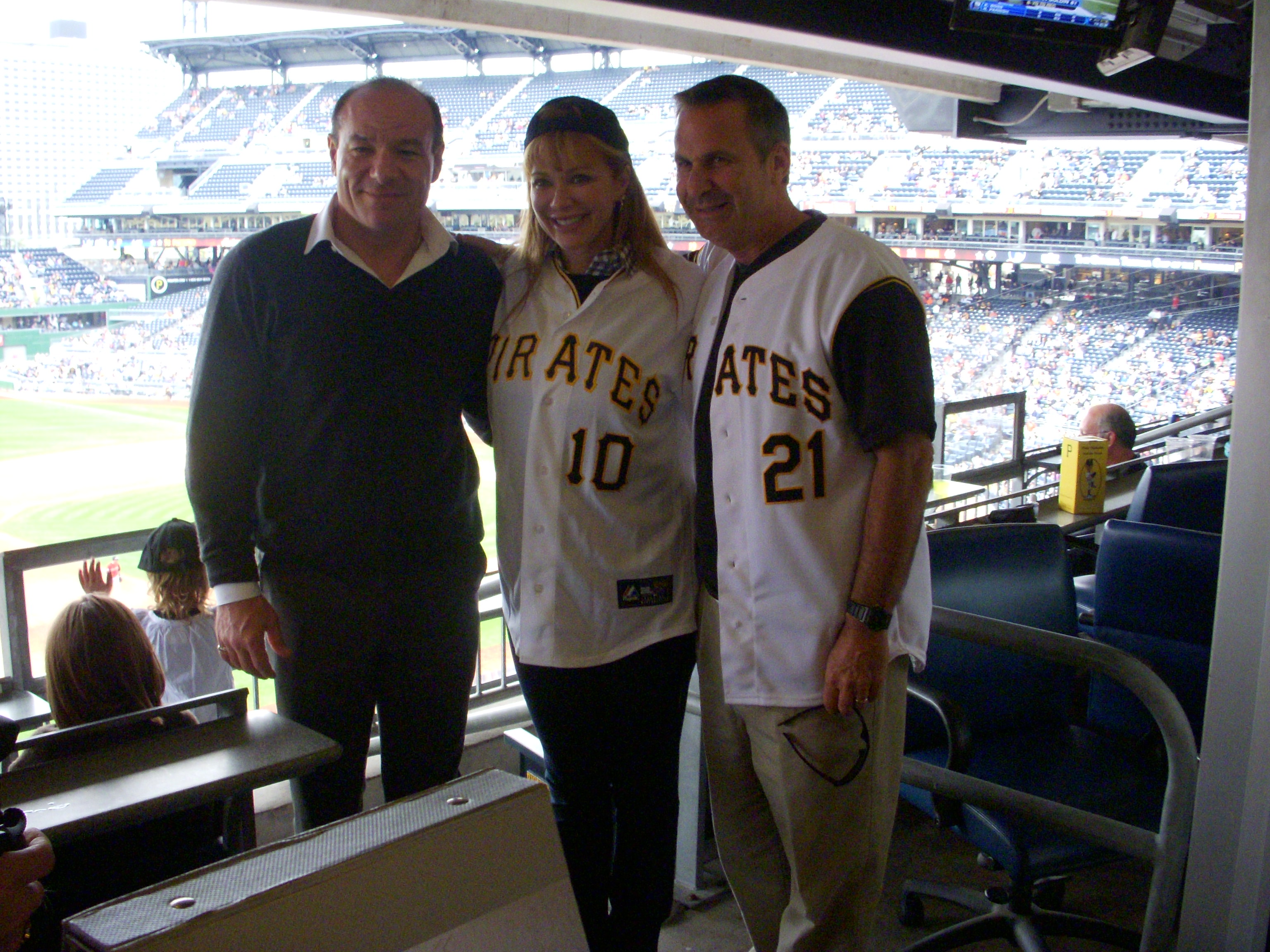 Cris D'Annunzio, Lauren Holly and Bill Mikita