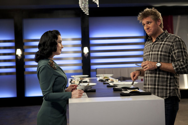 Still of Dita Von Teese and Curtis Stone in Top Chef Masters (2009)