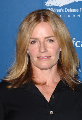 Elisabeth Shue