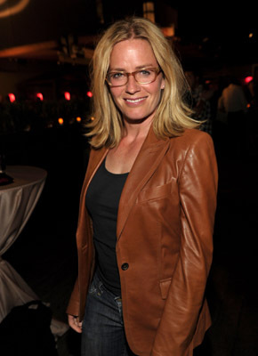 Elisabeth Shue