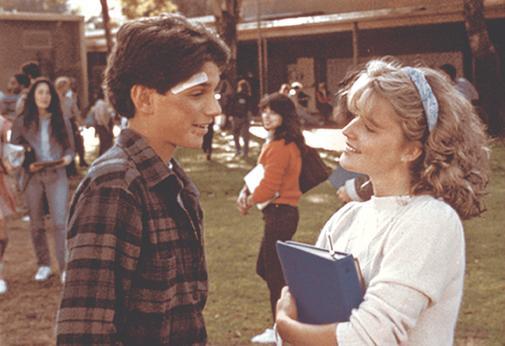 Still of Elisabeth Shue and Ralph Macchio in The Karate Kid (1984)