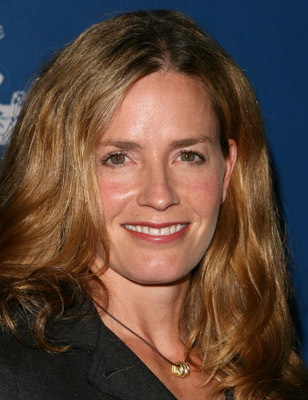 Elisabeth Shue