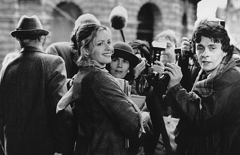 Emma Russell (Elisabeth Shue) is surrounded by the press as she prepares to announce a stunning scientific discovery.