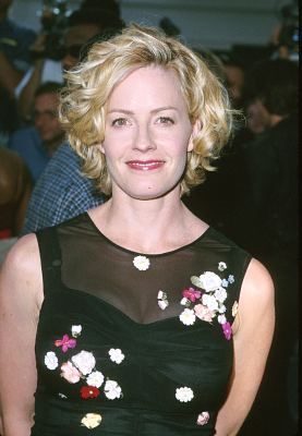 Elisabeth Shue at event of Hollow Man (2000)